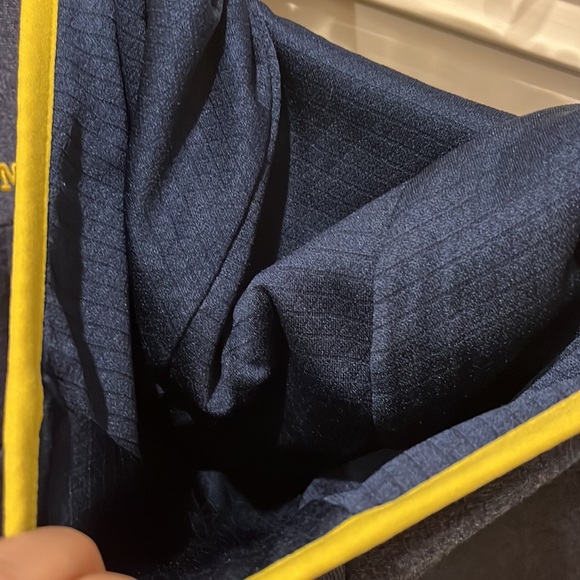 Super nice Adidas University of Michigan hoodie GoBlue - Picture 12 of 14